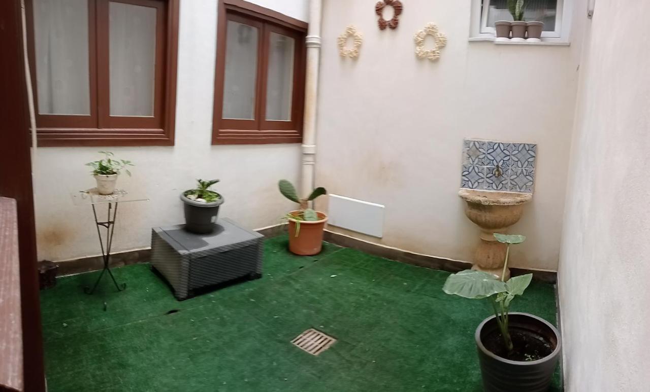 Dietro Il Massimo Guest house
